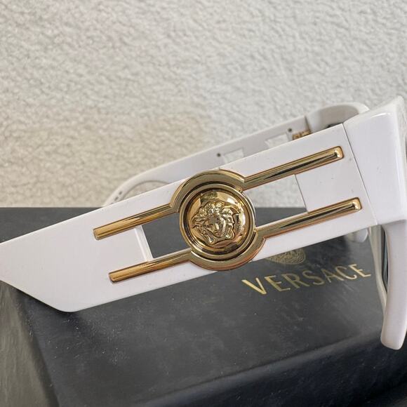Versace MEDUSA DECO BUTTERFLY SUNGLASSES - Picture 3 of 6